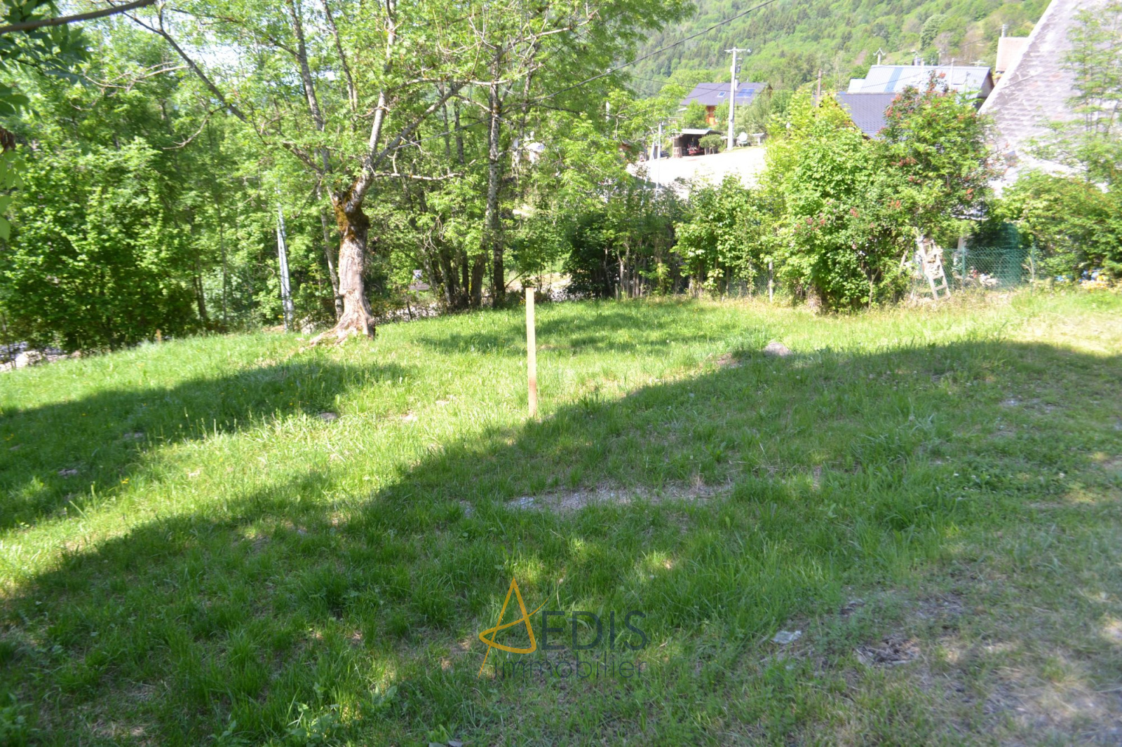 Image_2, Terrain, Theys, ref :17